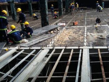 Sàn nhà để xe chung cư Hưng Phát 3 - Dự Án 29 34 20170625 094705 scaled