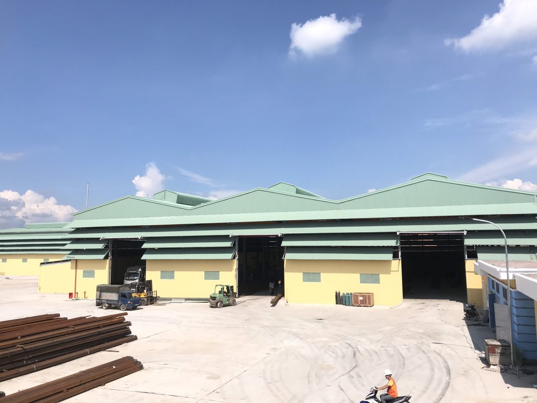 Nhà khung thép tiền chế là gì? Kiến thức về Nhà thép tiền chế 2025 2 Nhà thép tiền chế