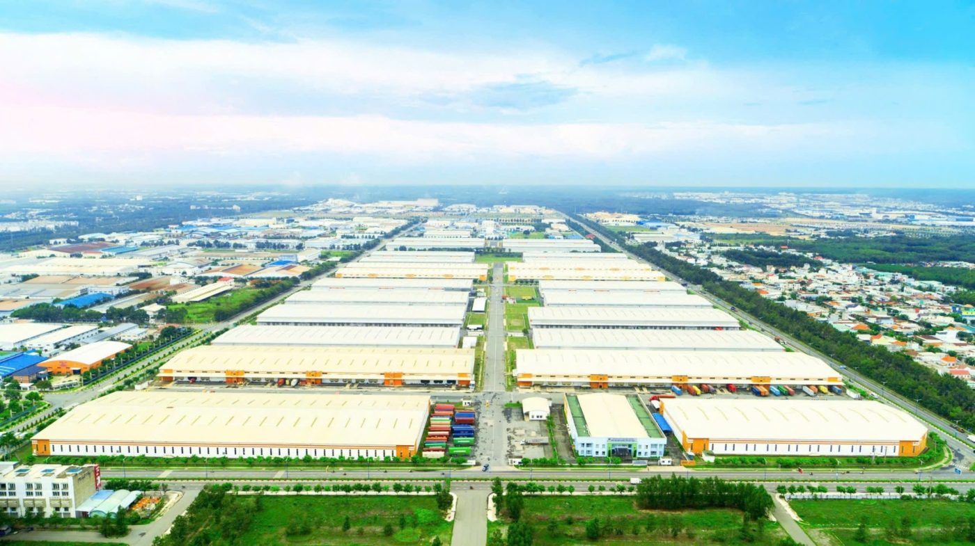 Nhà tiền chế 1 trệt 1 lầu, báo giá 2025 1 Nhà tiền chế