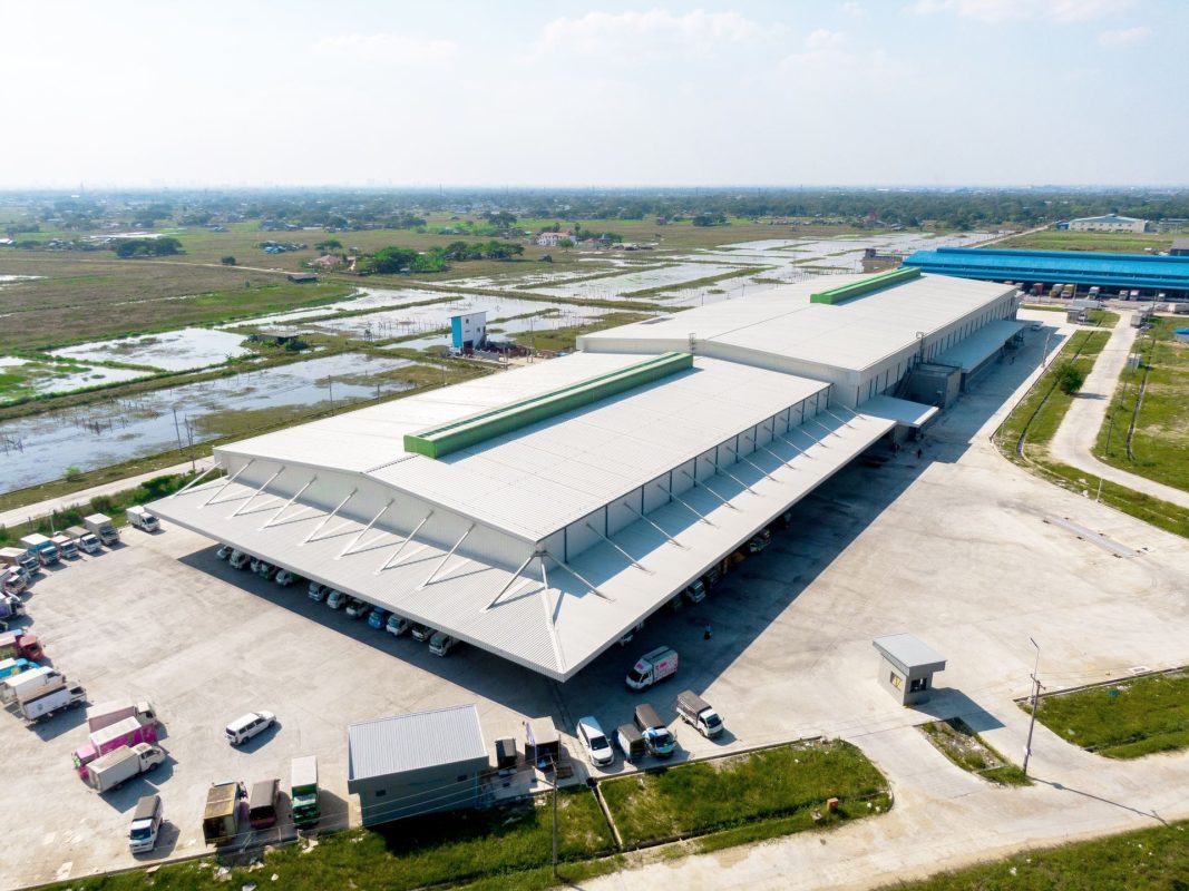 Nhà tiền chế 1 trệt 1 lầu, báo giá 2025 3 Nhà tiền chế