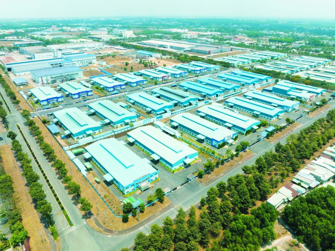 Nhà xưởng 2 tầng – Mẫu nhà xưởng 2 tầng phổ biến nhất 2025 1 Nhà xưởng 2 tầng
