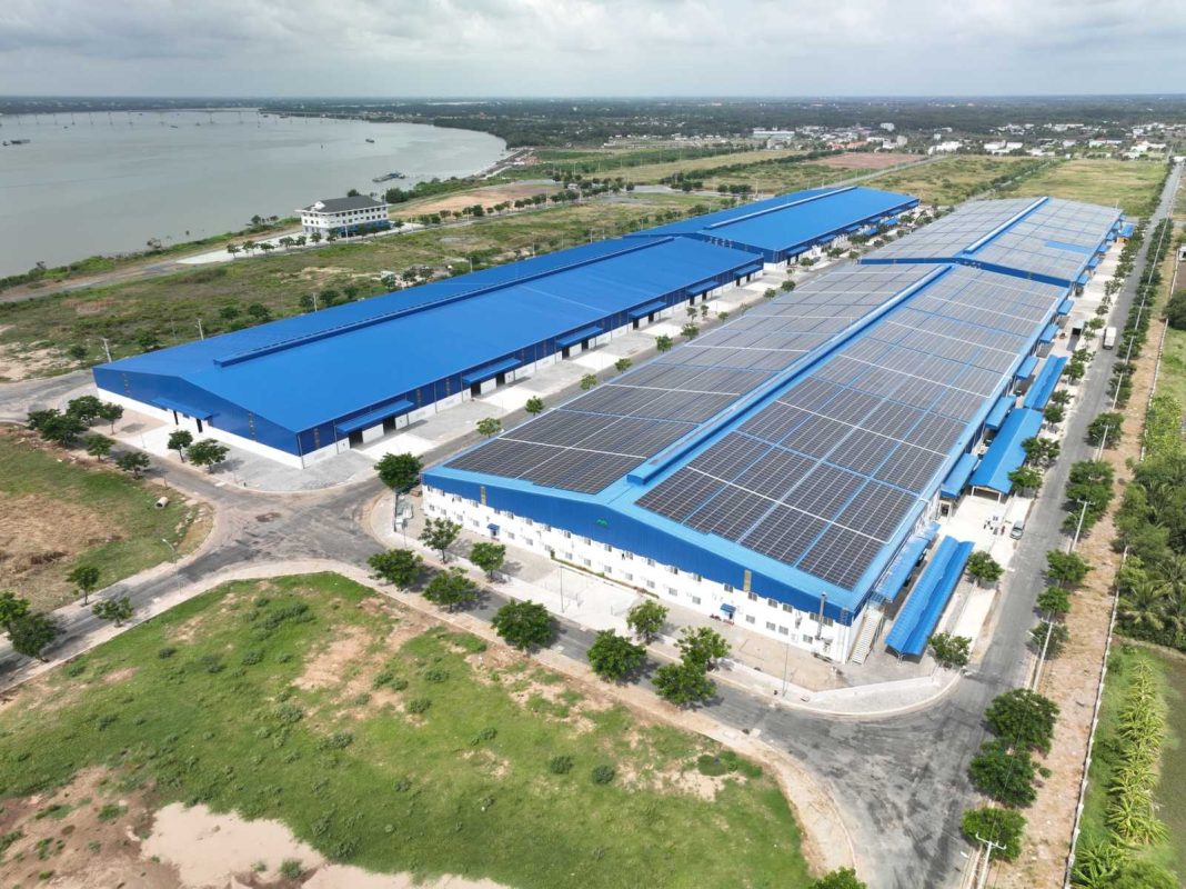 Giải pháp thiết kế nhà xưởng kết hợp văn phòng tối ưu hiệu quả quản lý 2025 2 Giải pháp thiết kế nhà xưởng