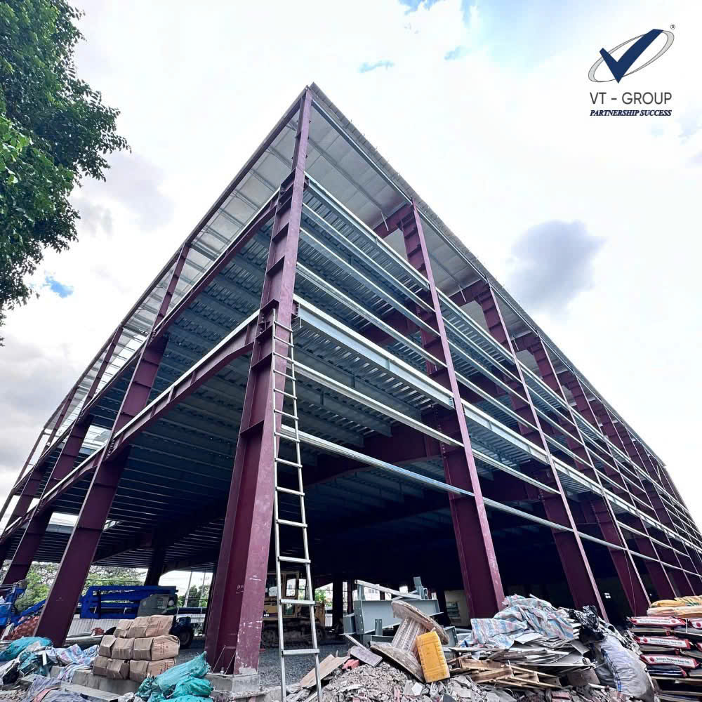 Công trình nhà xưởng hiện đại được VTCONS thực hiện với mức chi phí xây dựng nhà xưởng tiết kiệm.