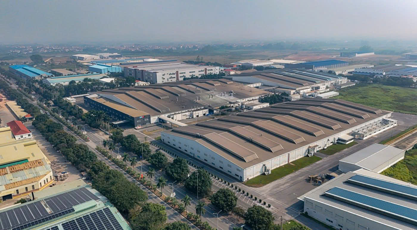 Xưởng gia công cấu kiện thép hiện đại của VTCONS